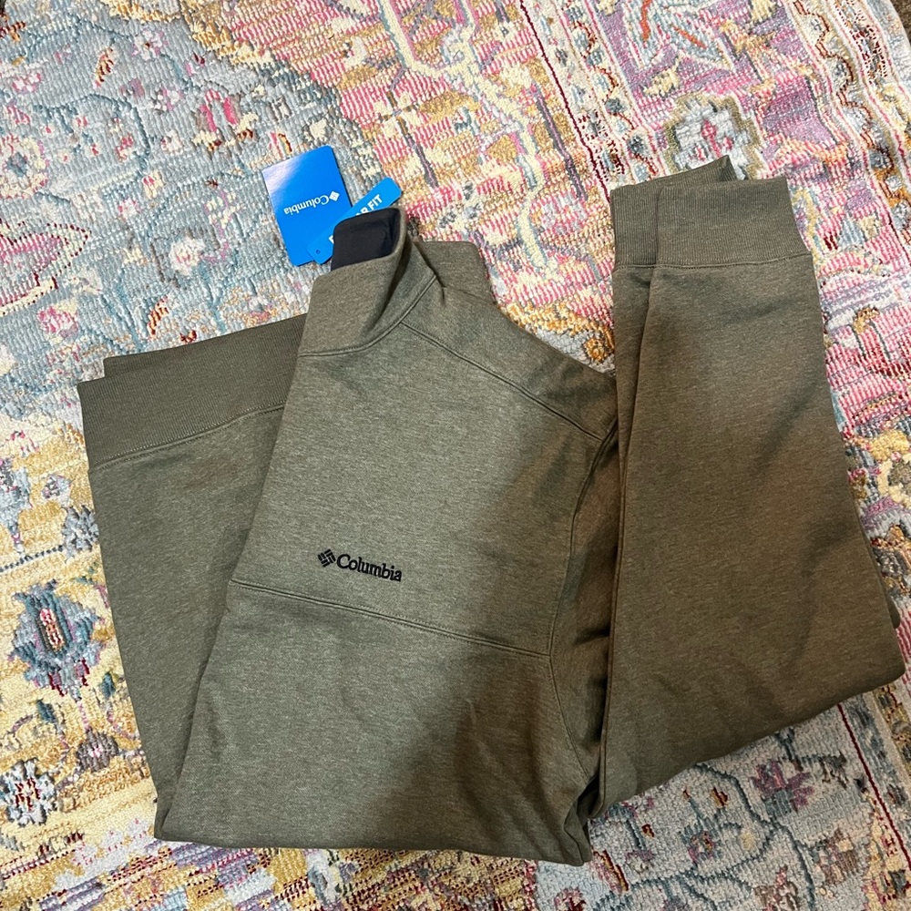 Columbia Men's Green Joggers